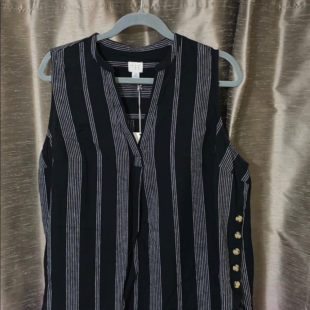 A New Day sleeveless shirt